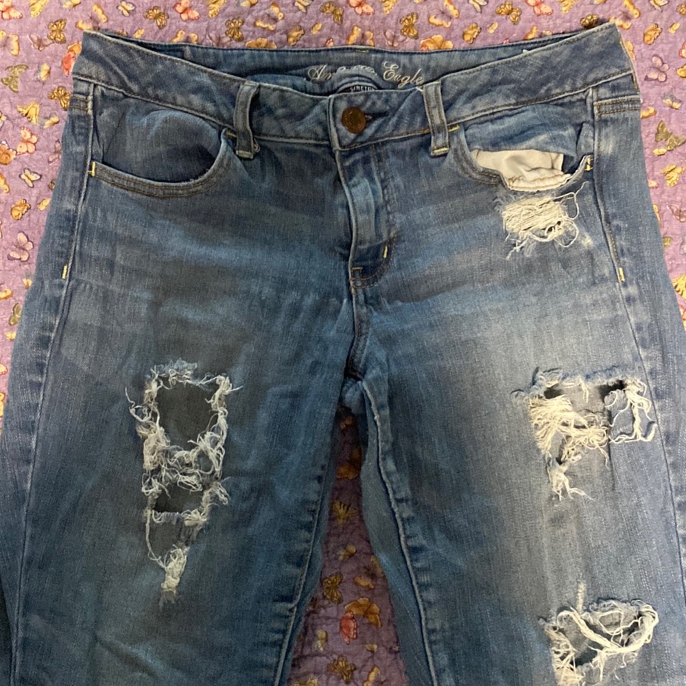American Eagle Straight Leg Ripped Jeans